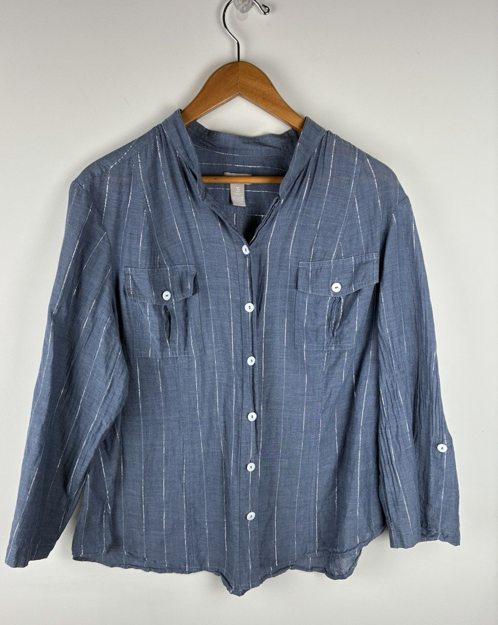 Chico’s Size 3 Blue Metallic Stripe Button Front Roll Tab Blouse XL Travel Work